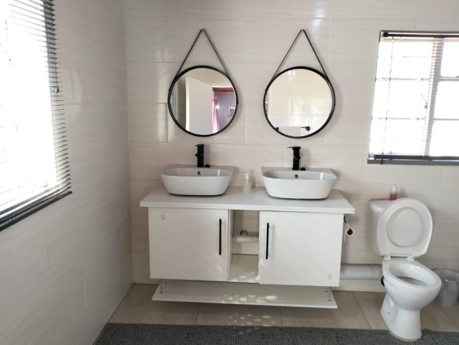 4 Bedroom Property for Sale in Sasolburg Ext 2 Free State